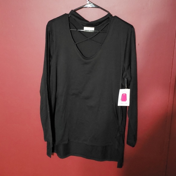 Shirt - Picture 1 of 3